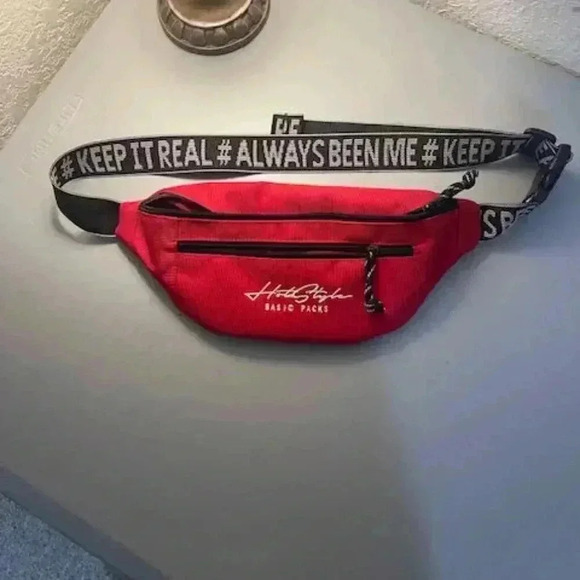 Hot Style Red Fanny Pack #Always been me # Keep it real w/ 3 zipper compartments - Picture 3 of 8